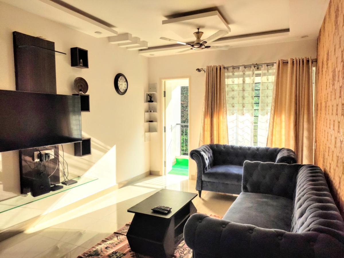 305 Home Stay มังคาลอร์ ภายนอก รูปภาพ